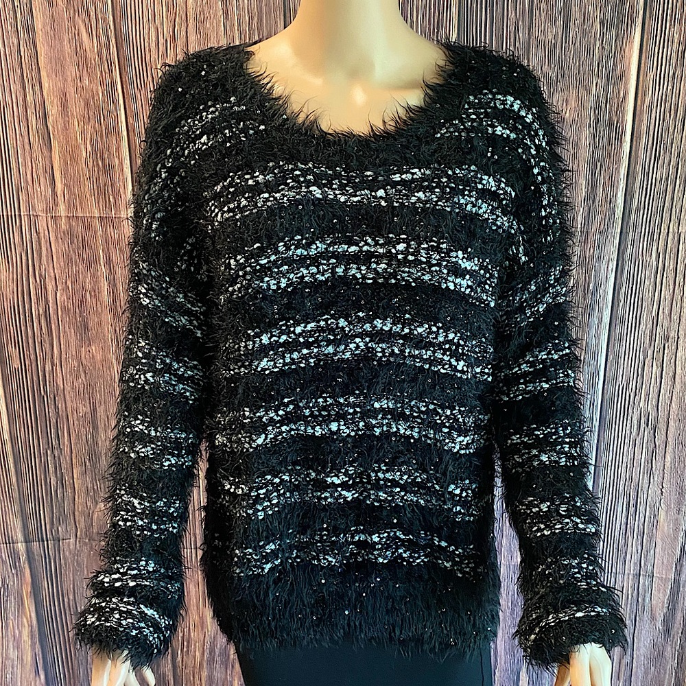 Apt.9 size XL black & white fuzzy boho striped sweater with silver sequin